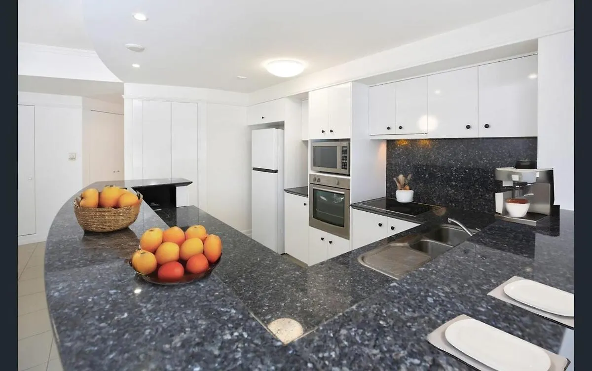 Tropical 2Br In Heart Of Cairns Apartment